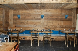 Intérieur Vieux bois salle de restaurant 